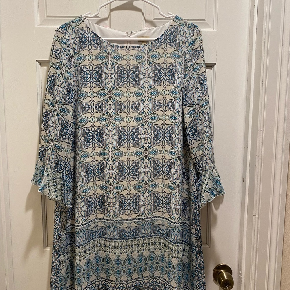 Elegant Blue Patterned Dress